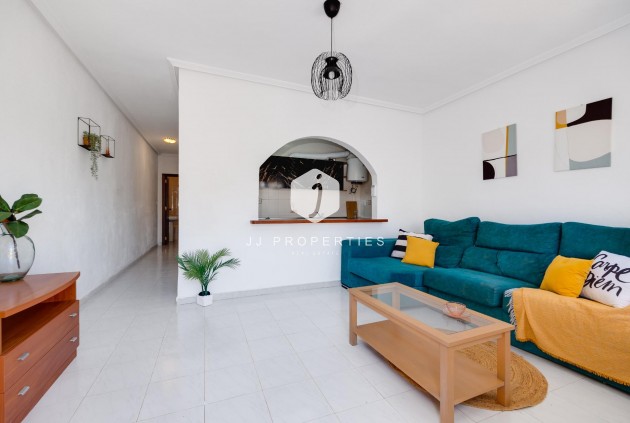 Chalet - Segunda mano - Torrevieja -
                Nueva Torrevieja