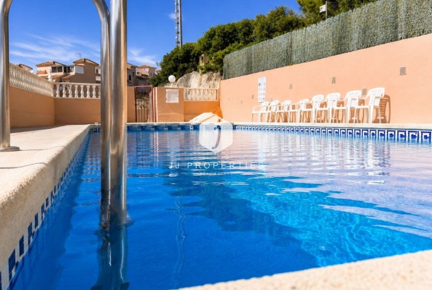 Chalet - Tweedehands - Orihuela Costa -
                La Zenia