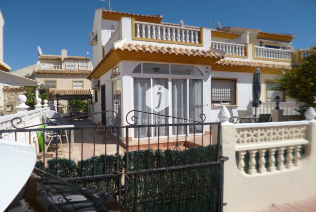 Chalet - Tweedehands - Playa Flamenca -
                Costa Blanca