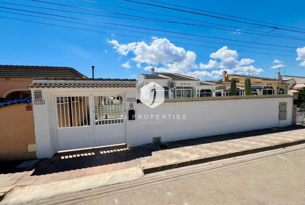 Chalet - Tweedehands - Torrevieja -
                Costa Blanca