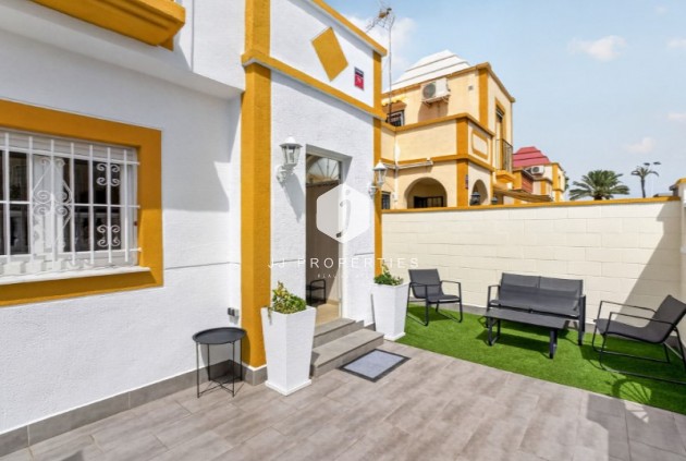 Chalet - Tweedehands - Torrevieja -
                Costa Blanca