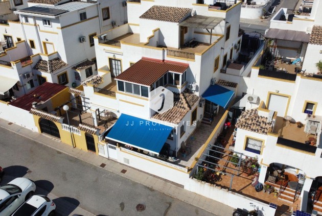 Chalet - Tweedehands - Torrevieja -
                Los Balcones