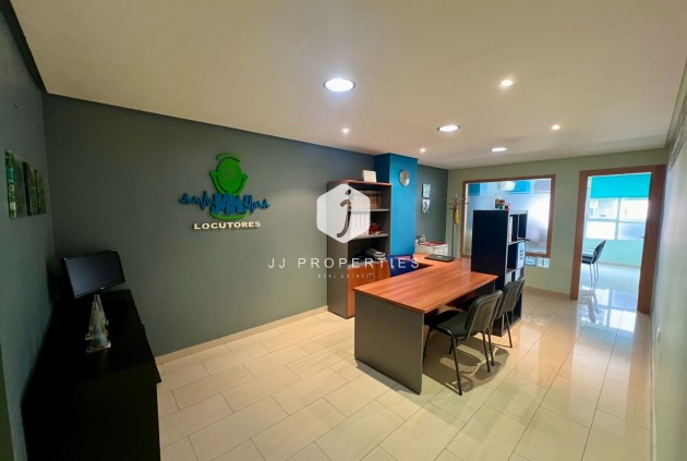 Comercial - Segunda mano - Orihuela -
                Orihuela