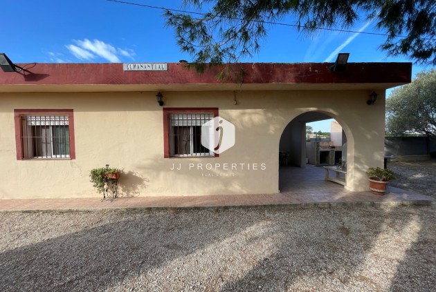 Country Property - Resale - Jacarilla -
                Inland