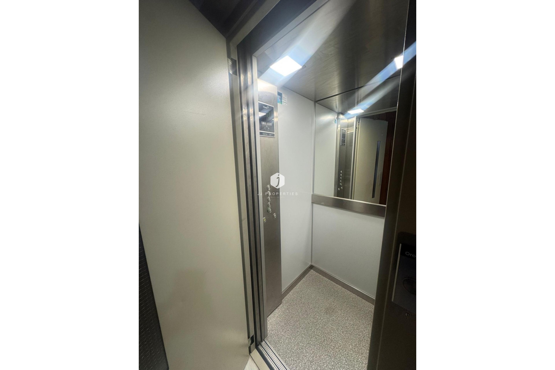 D'occasion - Appartement -
Bigastro - Bigastro Centro