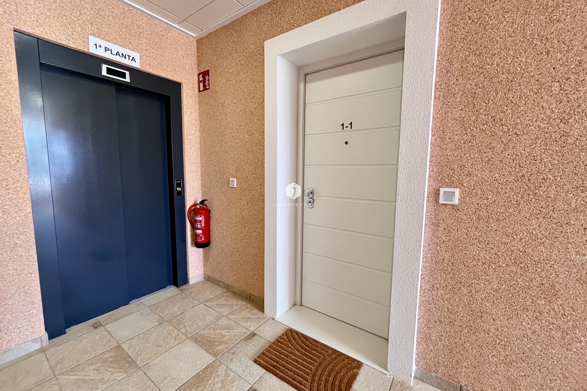 D'occasion - Appartement -
El Raso - Costa Blanca