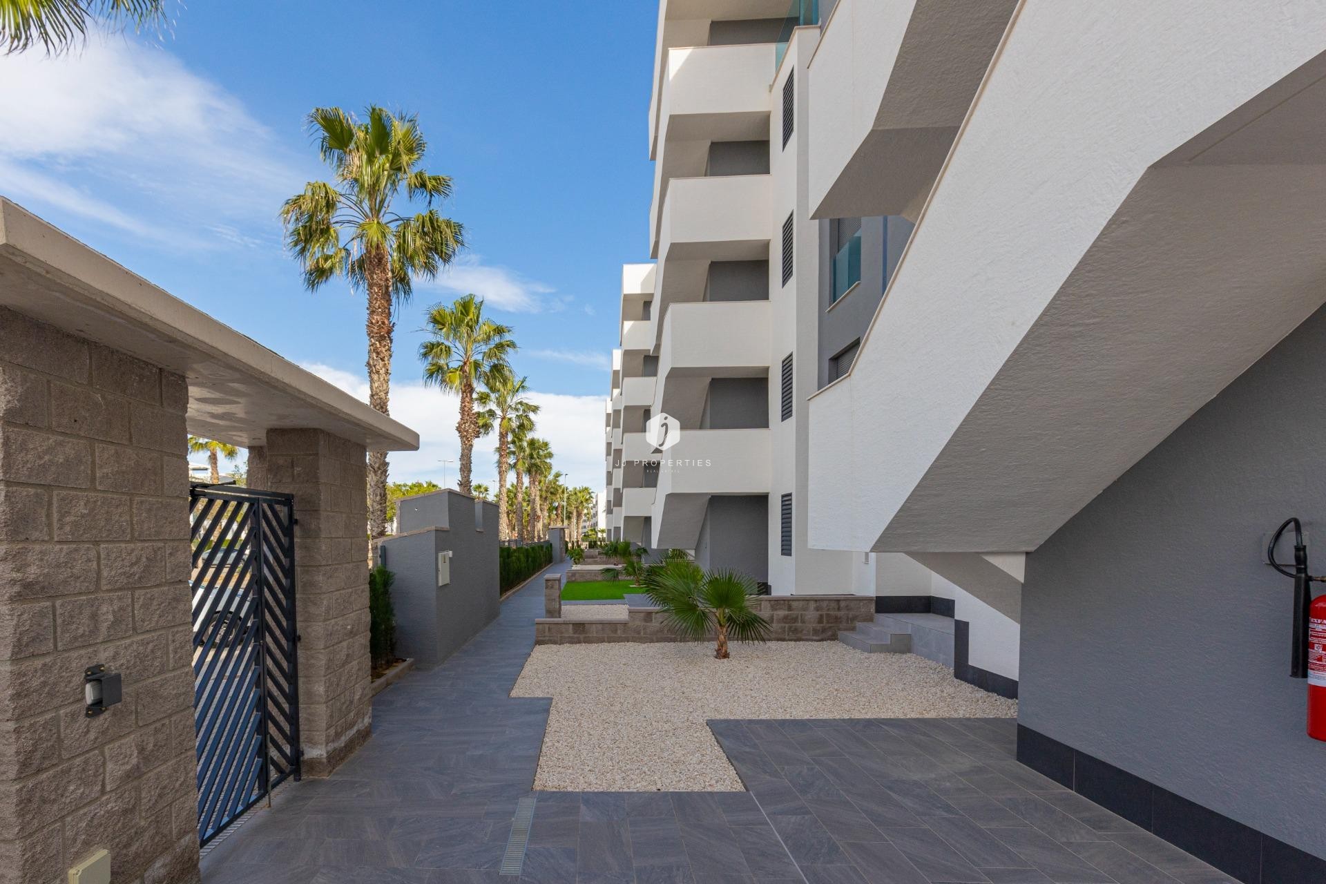 D'occasion - Appartement -
Guardamar del Segura - El Raso