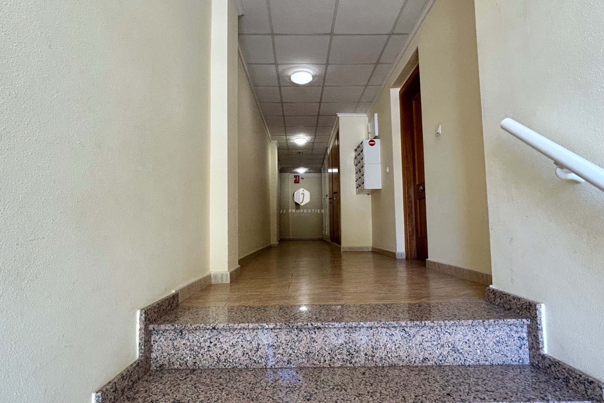 D'occasion - Appartement -
Jacarilla - Inland