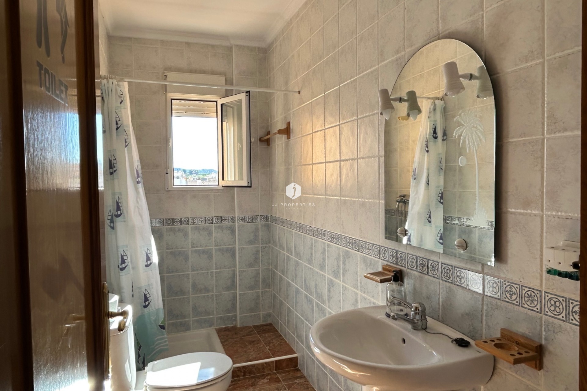 D'occasion - Appartement -
Jacarilla - Inland