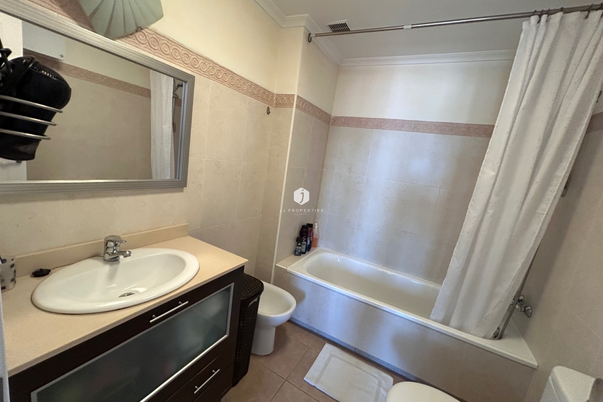 D'occasion - Appartement -
Jacarilla - Inland