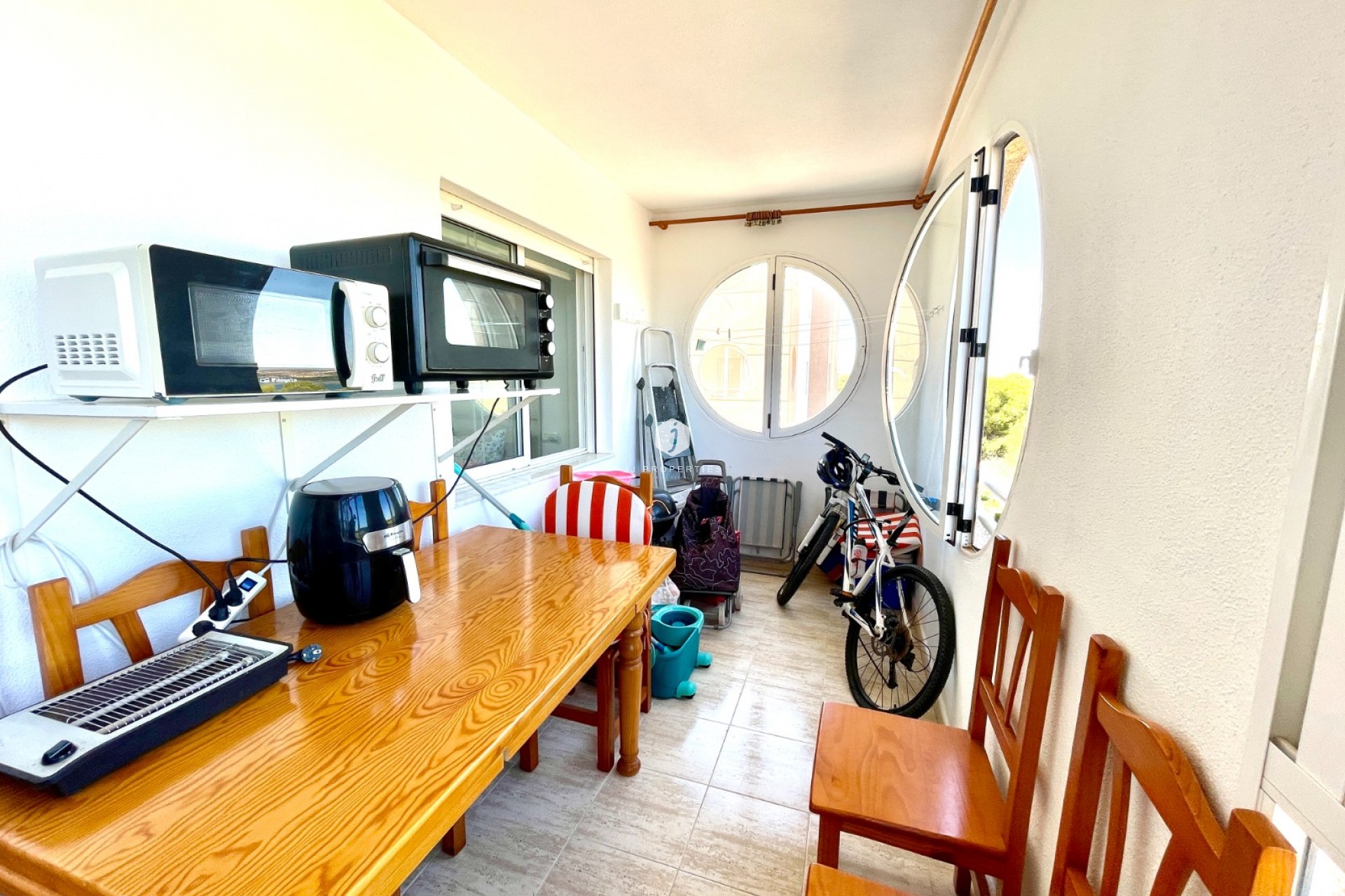 D'occasion - Appartement -
La Siesta - Costa Blanca