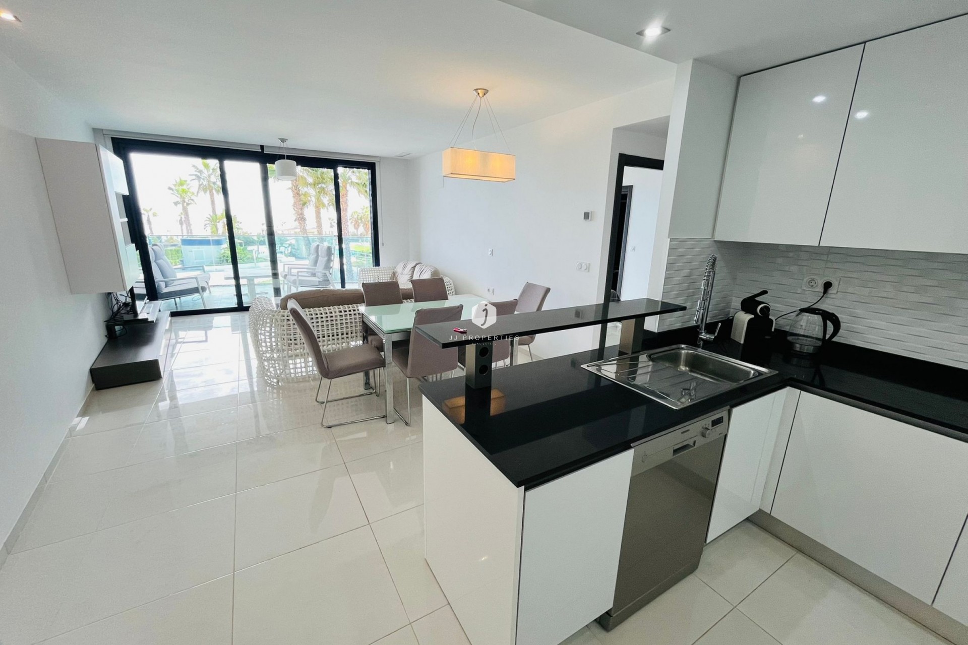 D'occasion - Appartement -
Punta Prima - Costa Blanca