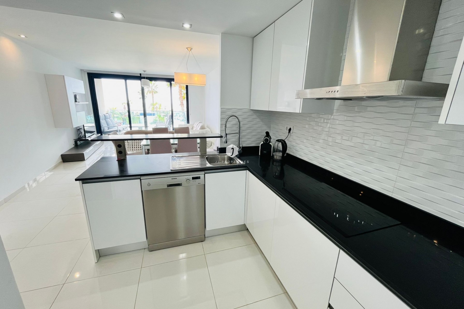 D'occasion - Appartement -
Punta Prima - Costa Blanca