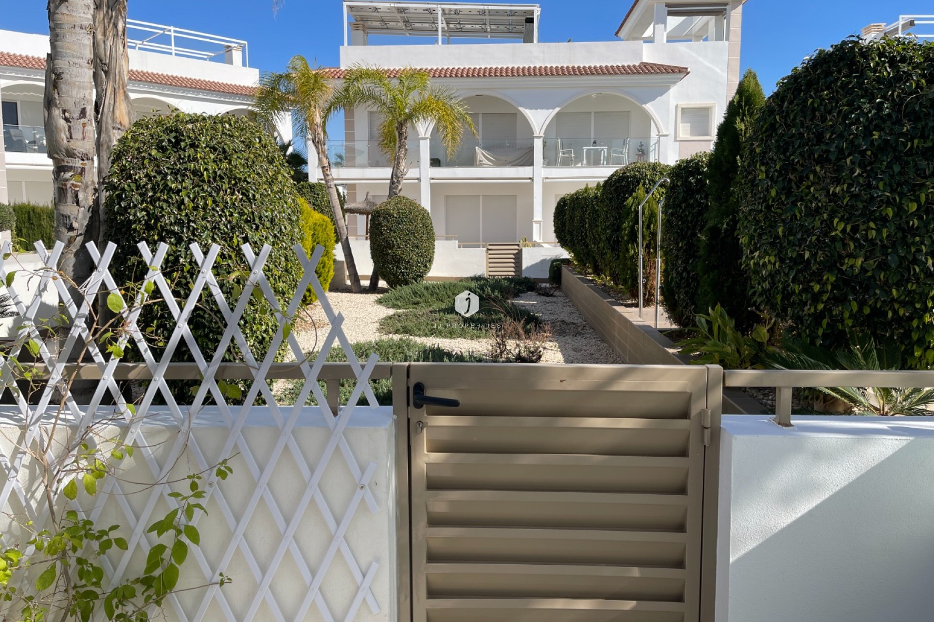 D'occasion - Appartement -
Rojales - Inland