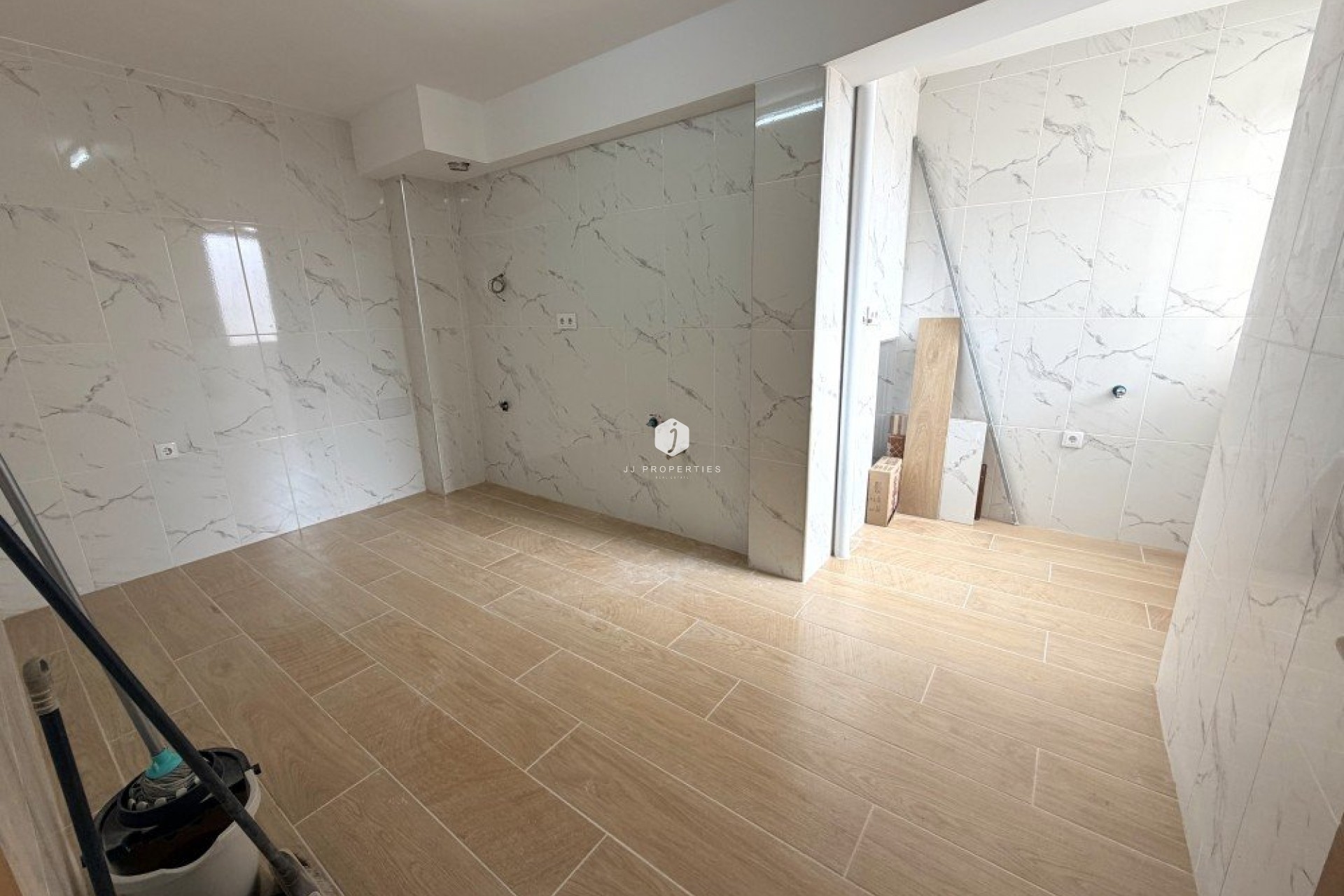 D'occasion - Appartement -
Rojales - Inland