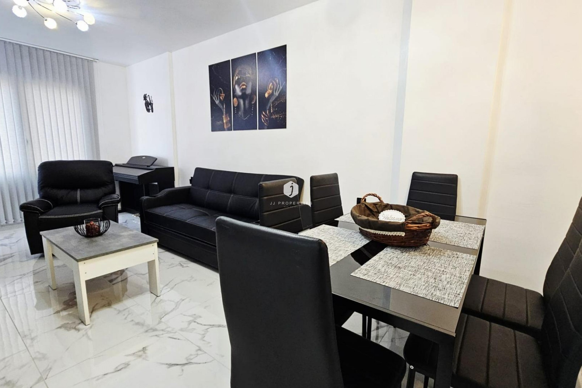 D'occasion - Appartement -
Torrevieja - Acequion