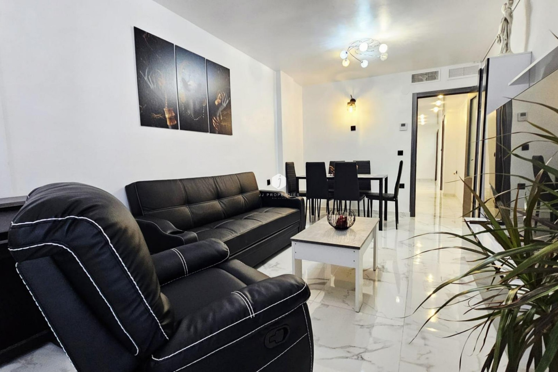 D'occasion - Appartement -
Torrevieja - Acequion