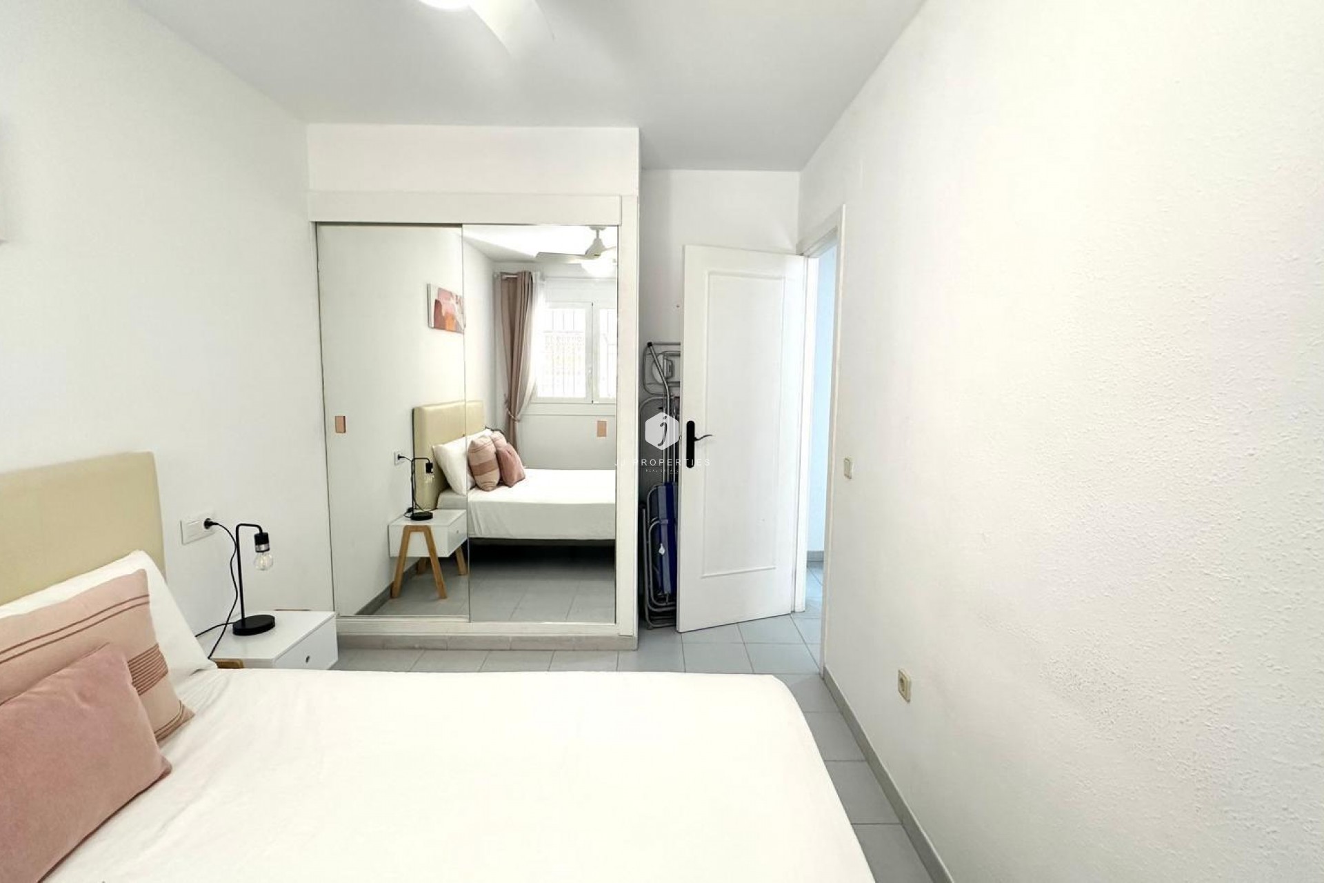 D'occasion - Appartement -
Torrevieja - Acequion