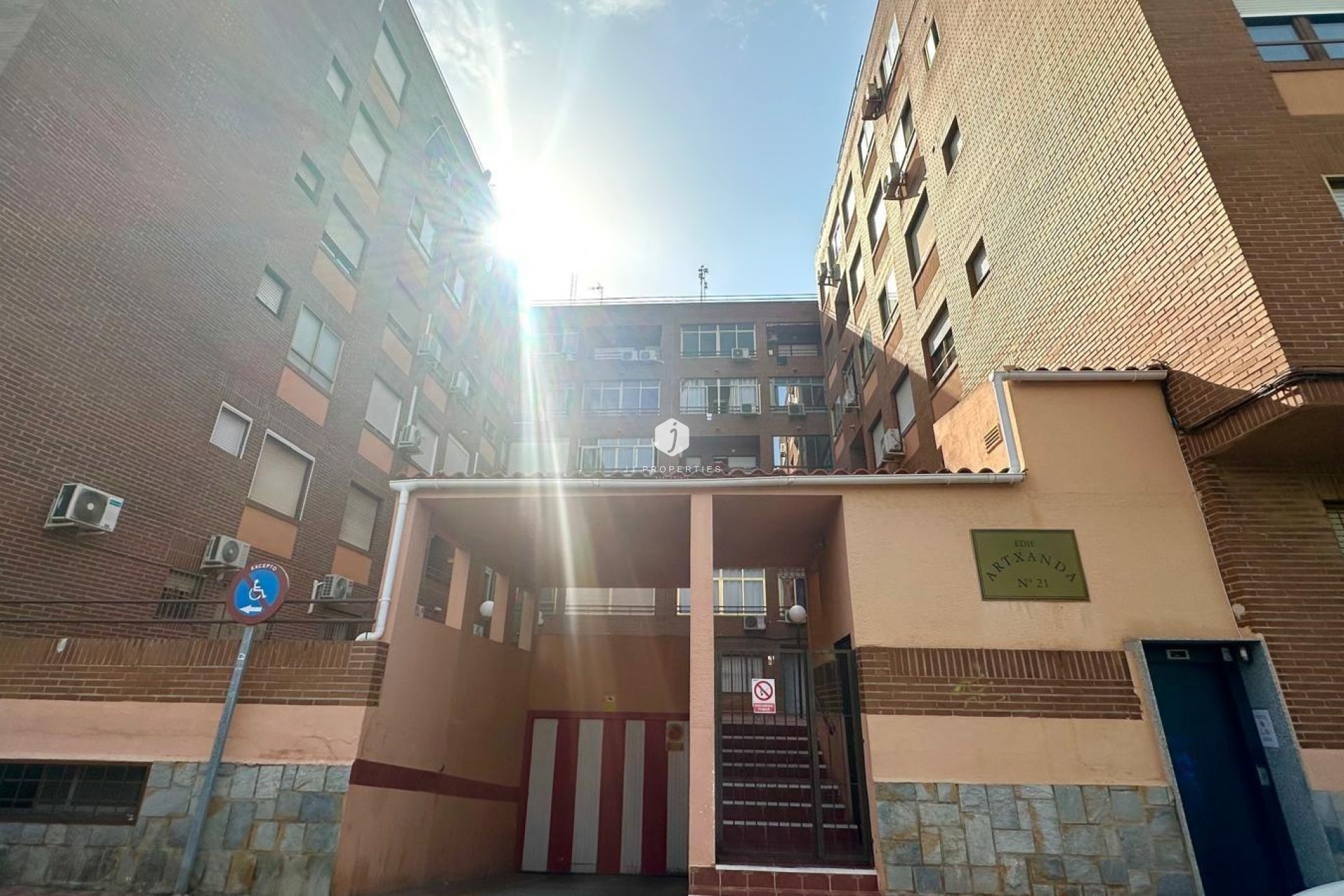 D'occasion - Appartement -
Torrevieja - Acequion