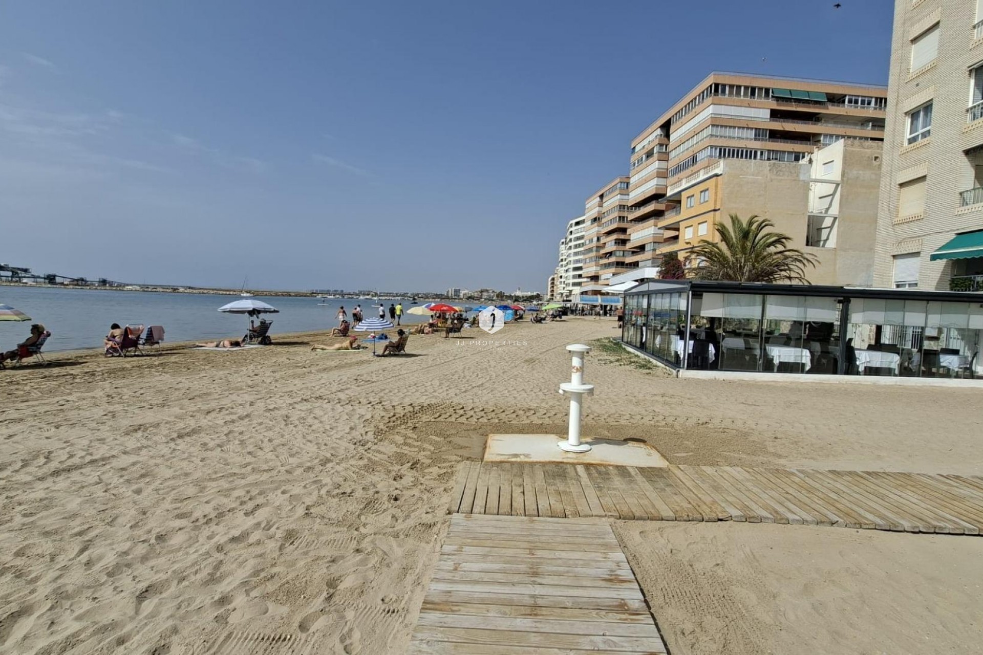 D'occasion - Appartement -
Torrevieja - Acequion