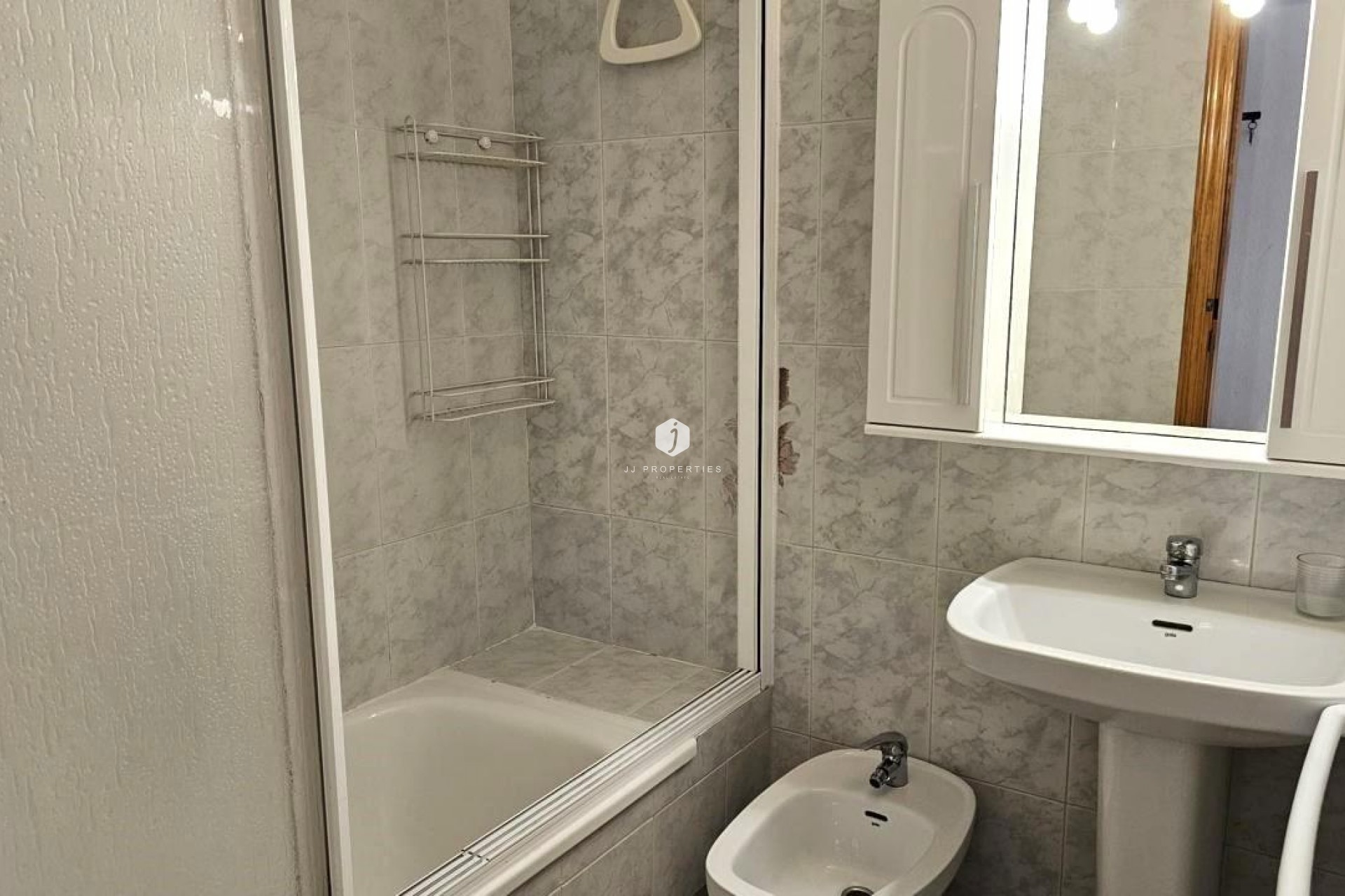 D'occasion - Appartement -
Torrevieja - Acequion