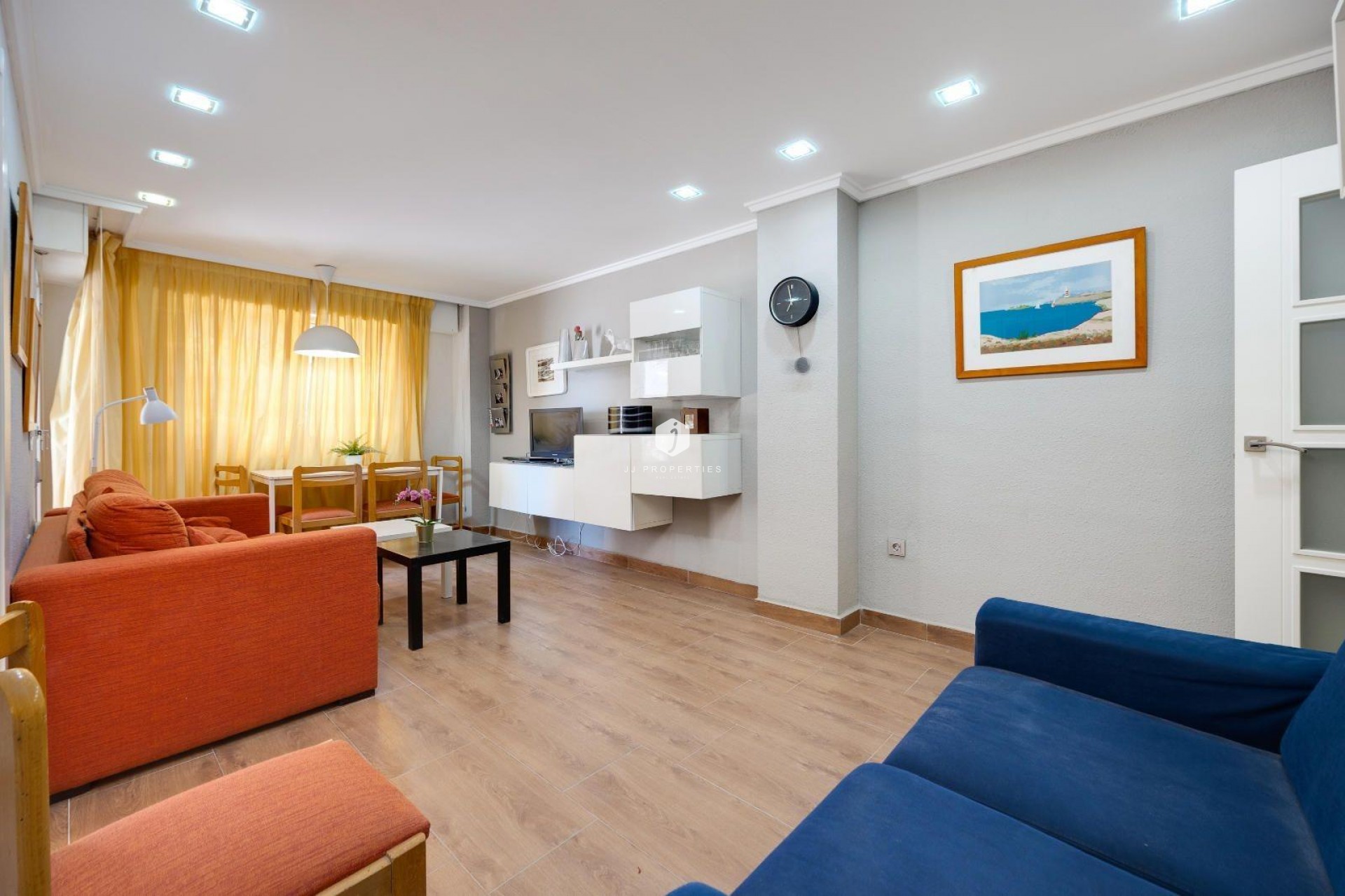 D'occasion - Appartement -
Torrevieja - Acequion