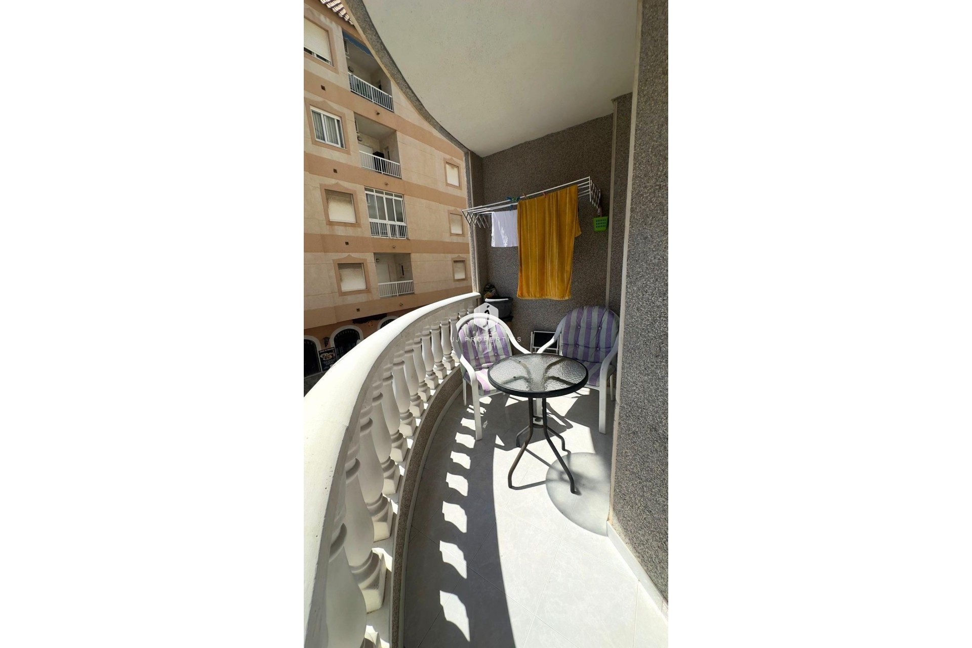 D'occasion - Appartement -
Torrevieja - Acequion