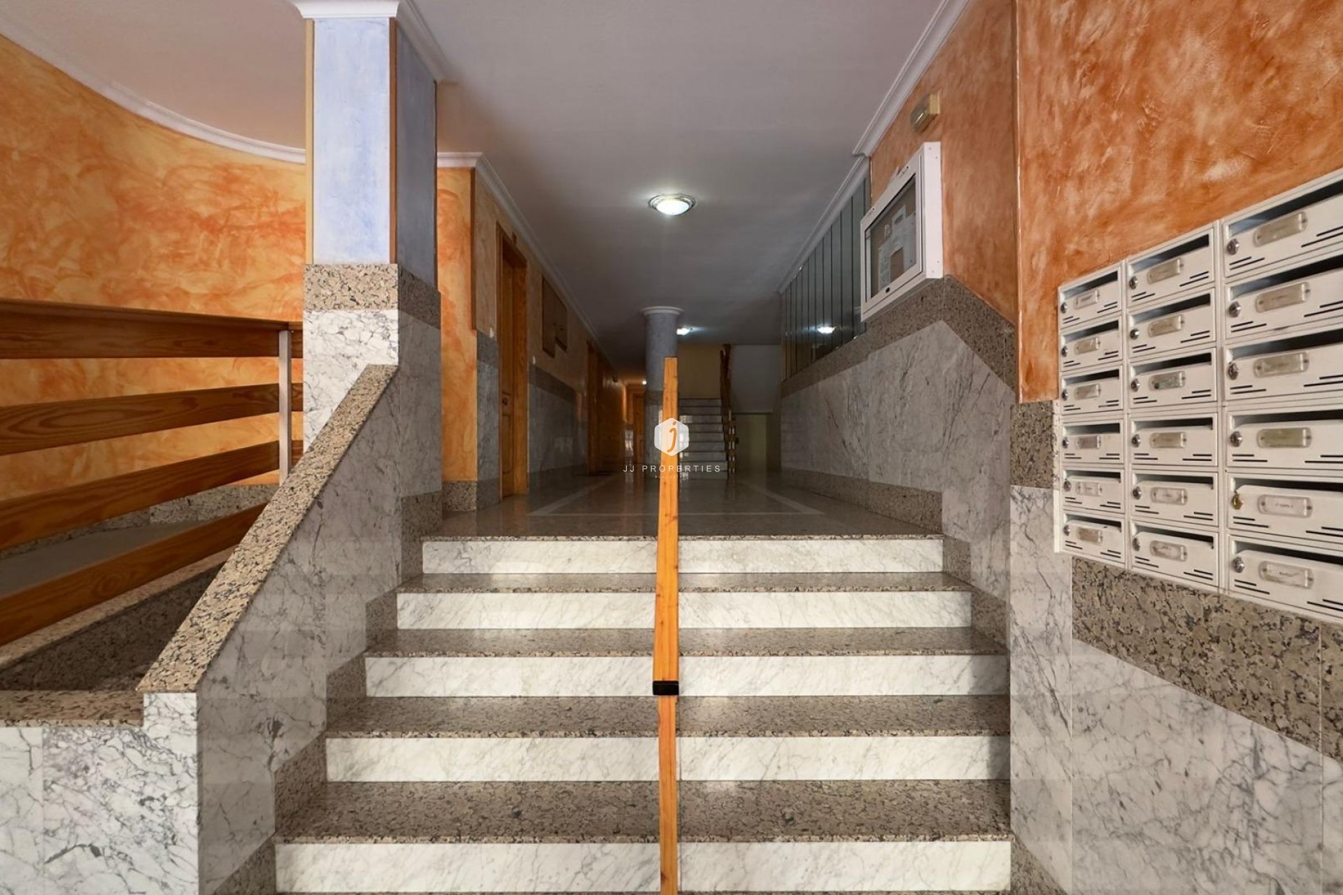 D'occasion - Appartement -
Torrevieja - Acequion