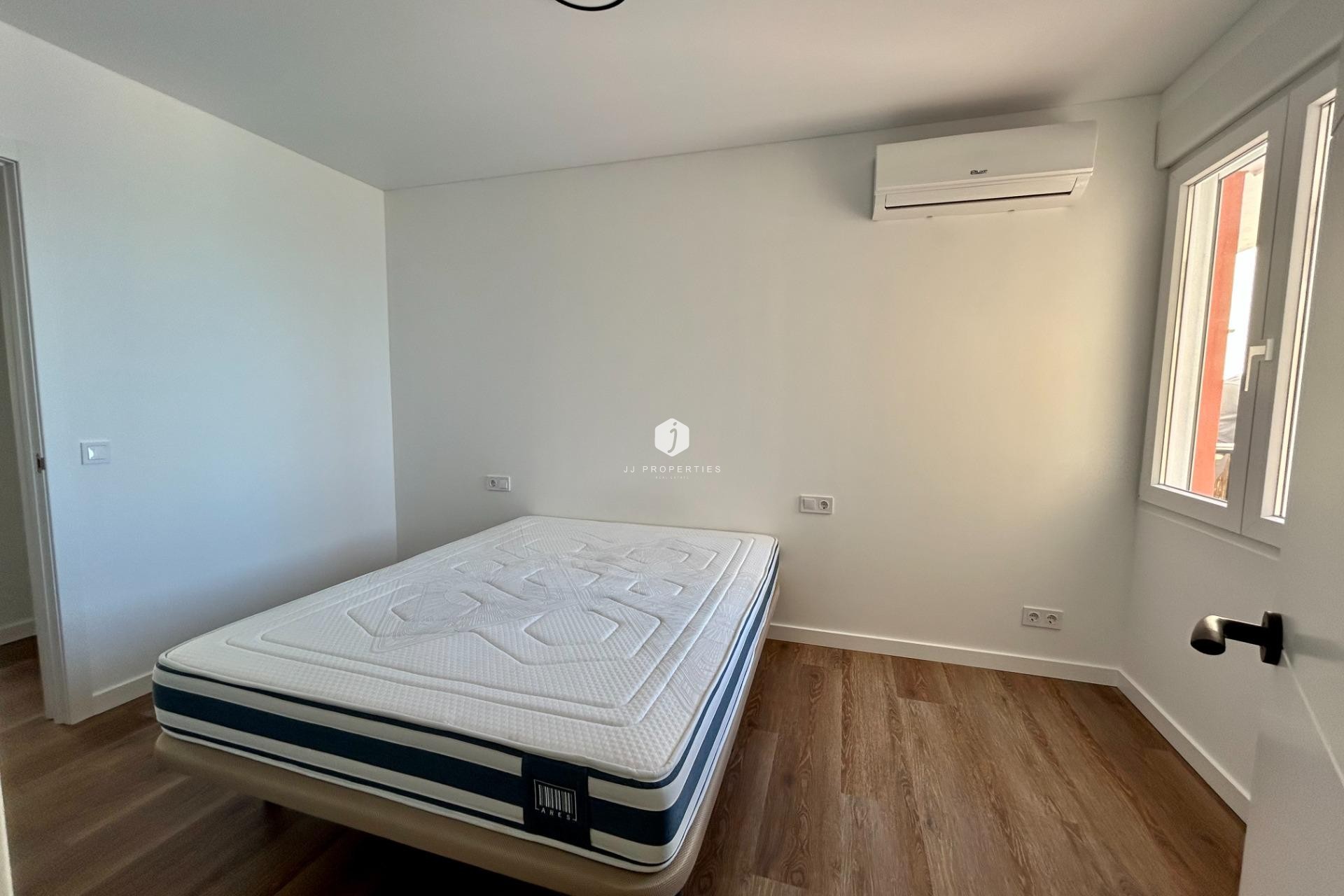 D'occasion - Appartement -
Torrevieja - Acequion