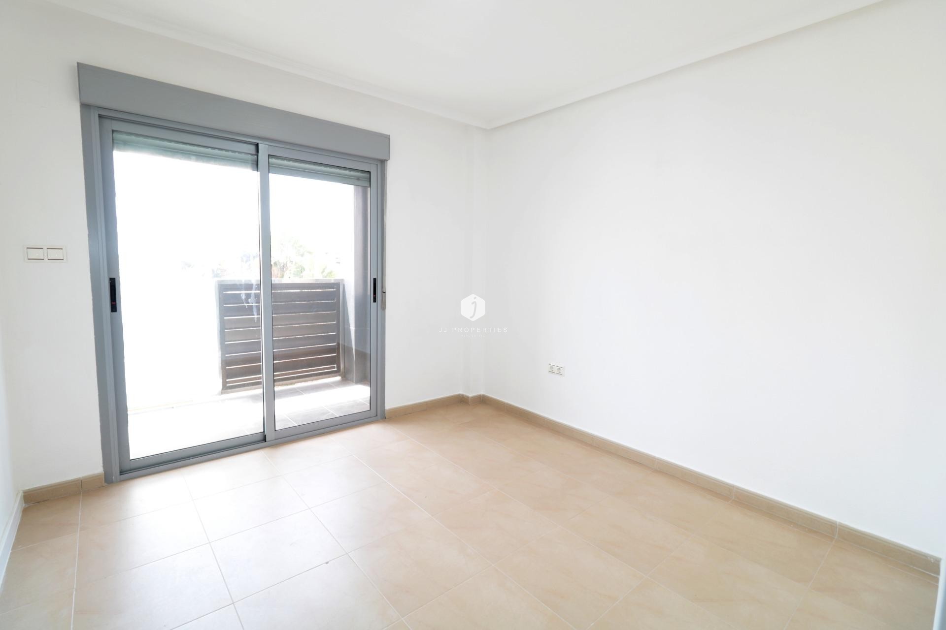 D'occasion - Appartement -
Torrevieja - Acequion