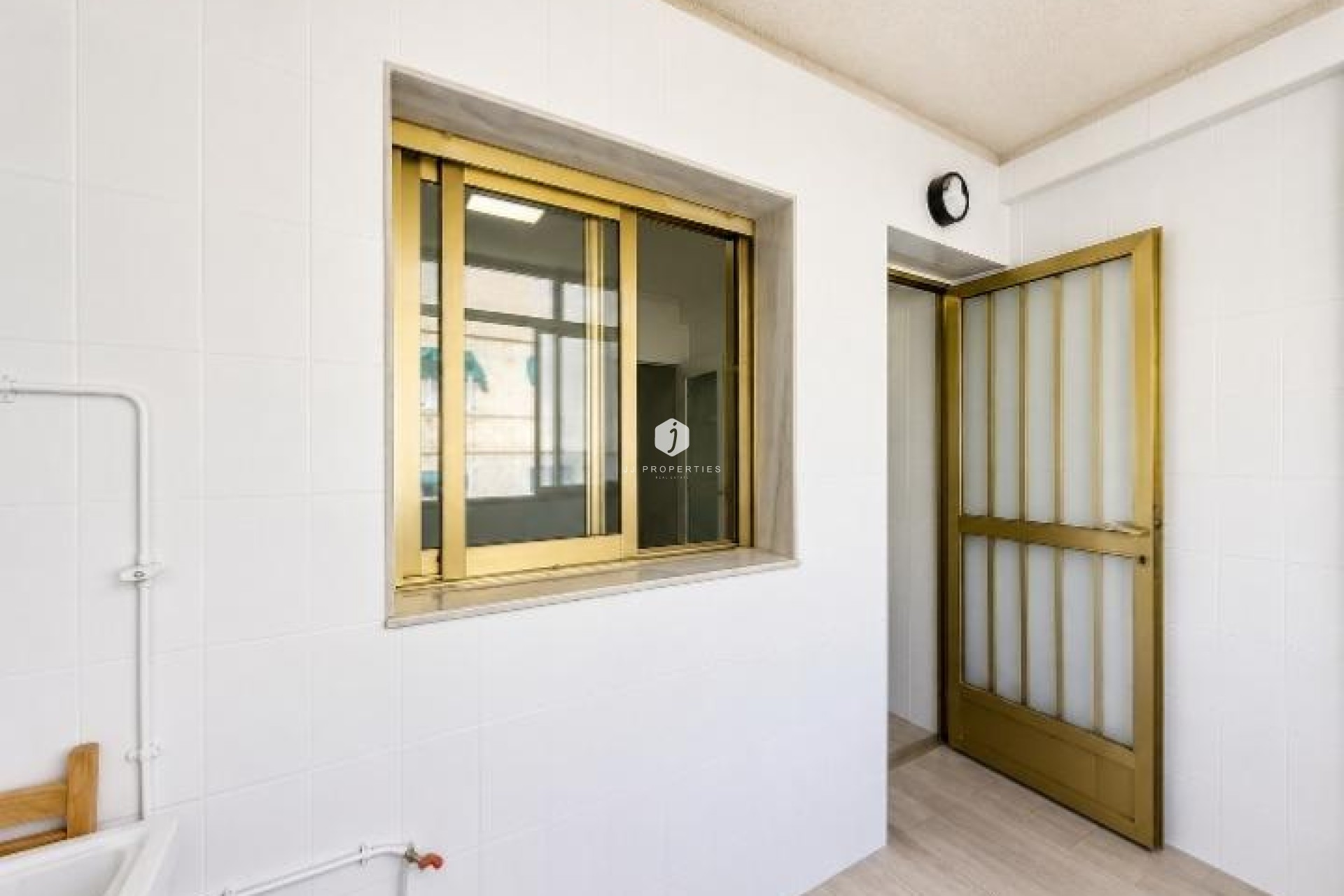 D'occasion - Appartement -
Torrevieja - Acequion