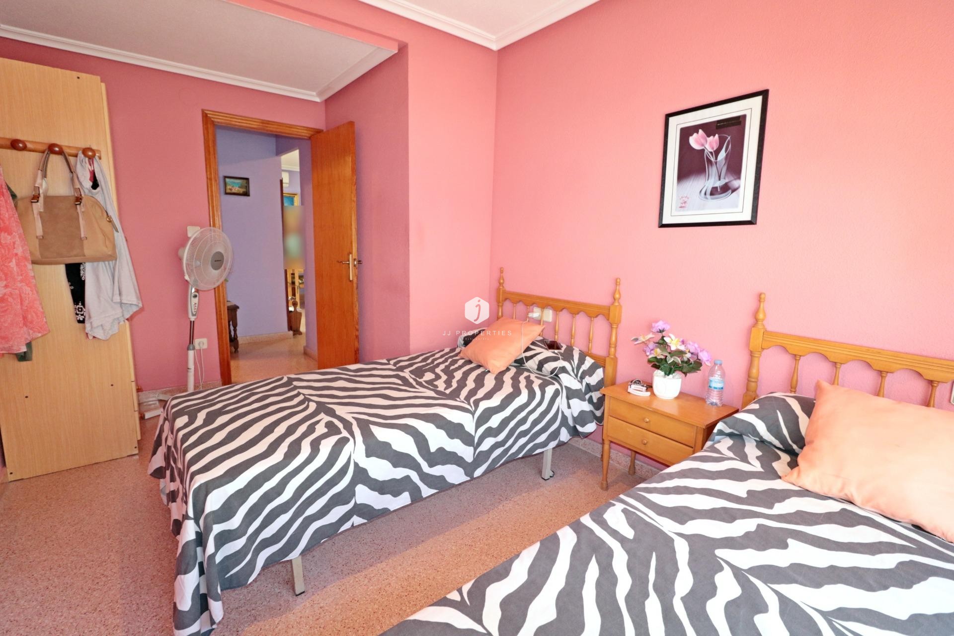 D'occasion - Appartement -
Torrevieja - Acequion