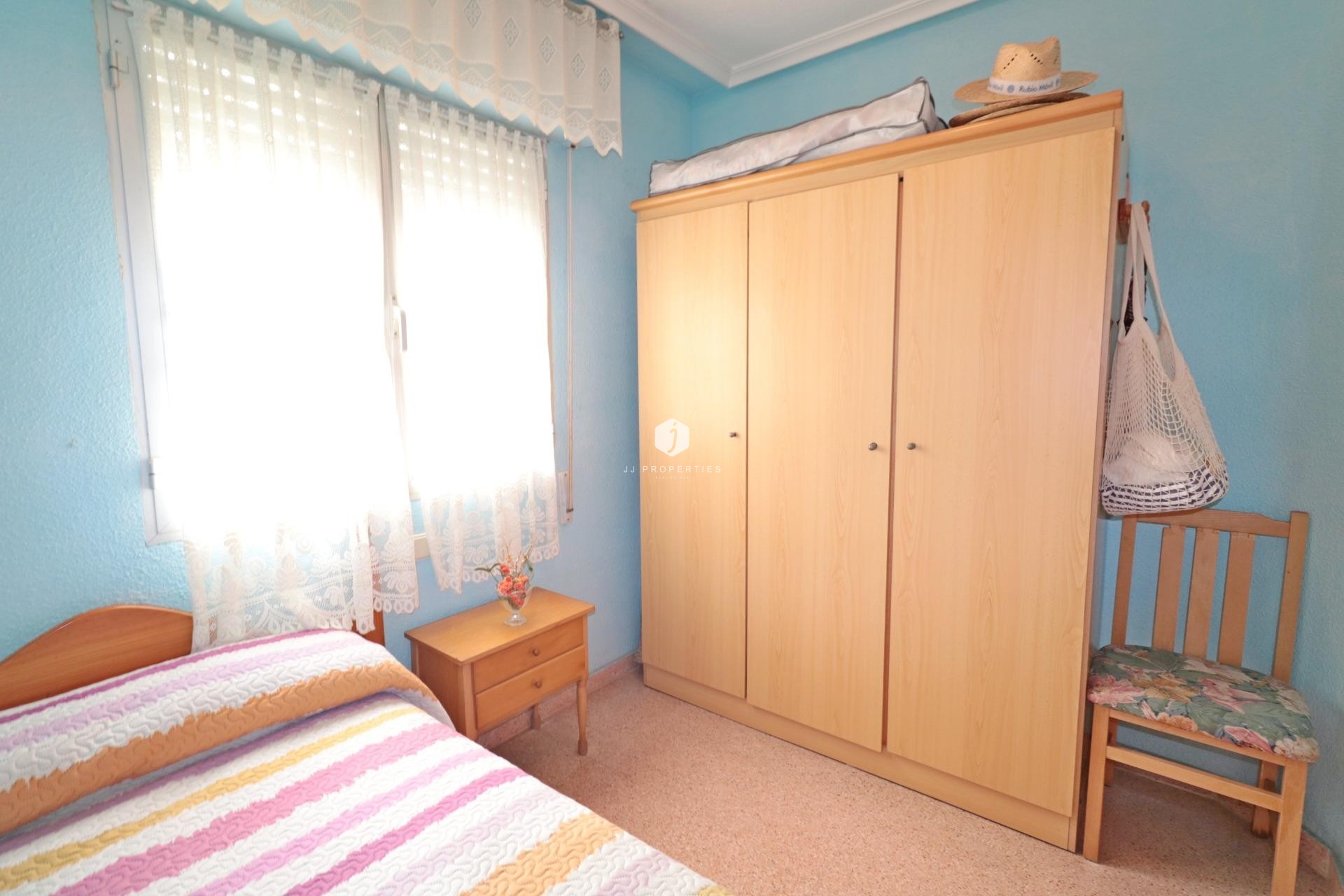 D'occasion - Appartement -
Torrevieja - Acequion