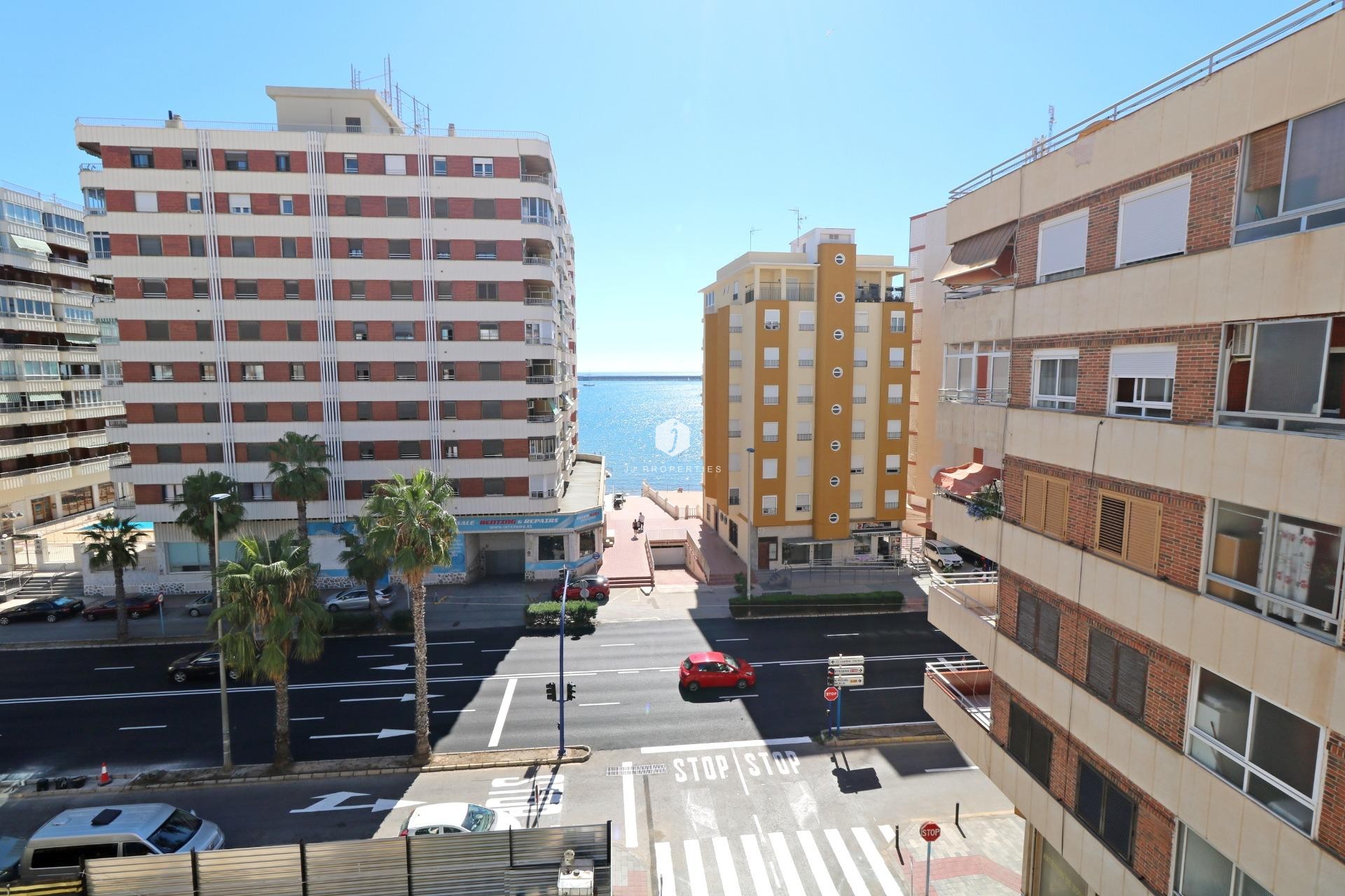 D'occasion - Appartement -
Torrevieja - Acequion