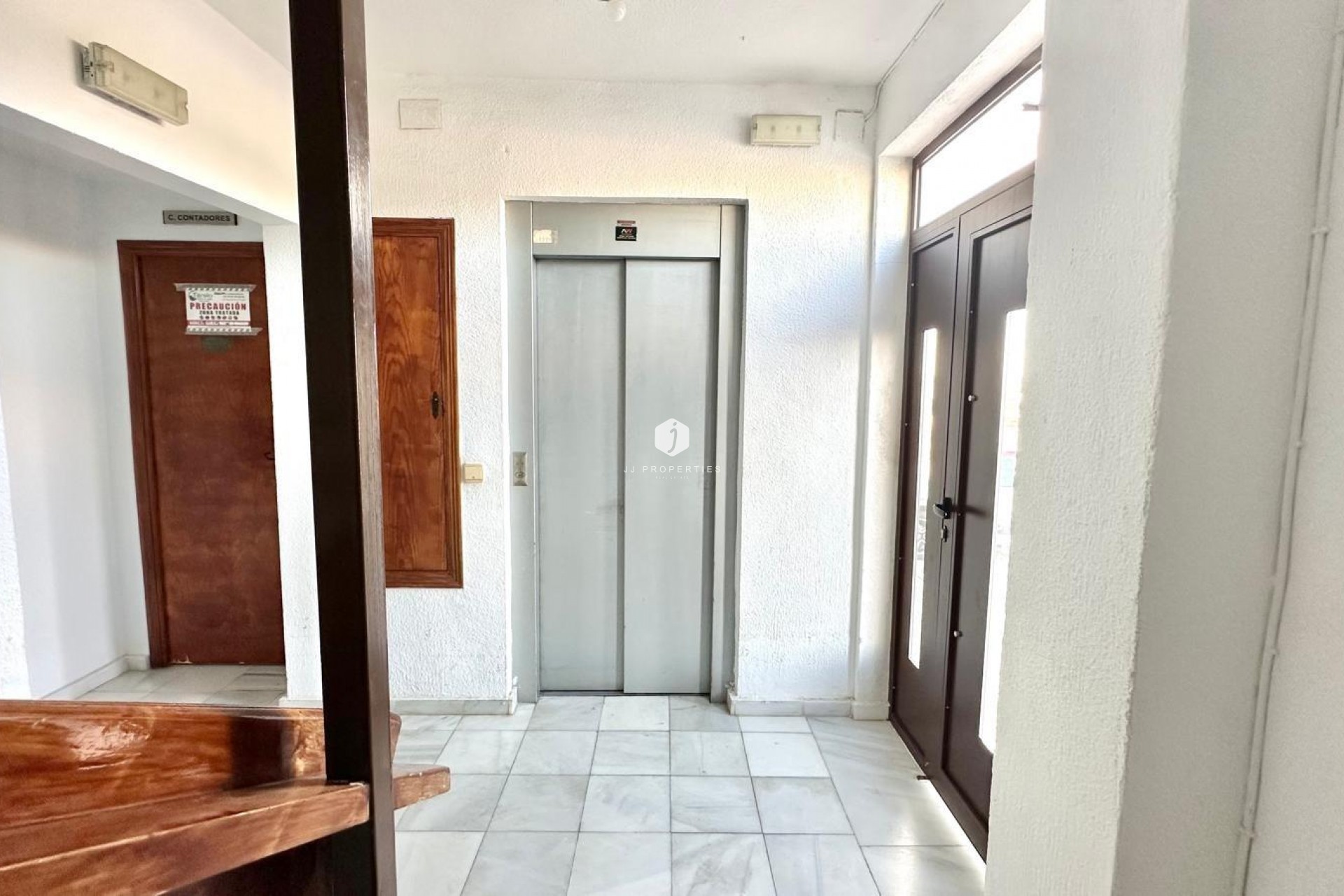 D'occasion - Appartement -
Torrevieja - aguas nuevas