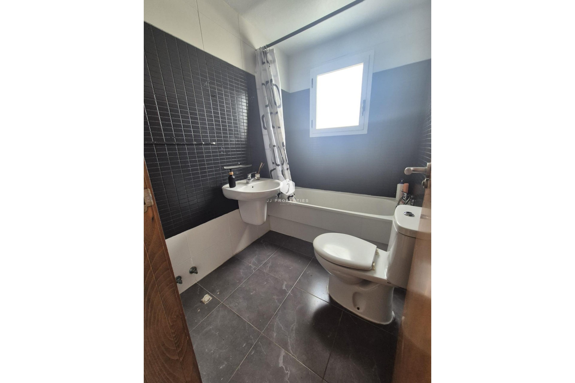 D'occasion - Appartement -
Torrevieja - aguas nuevas