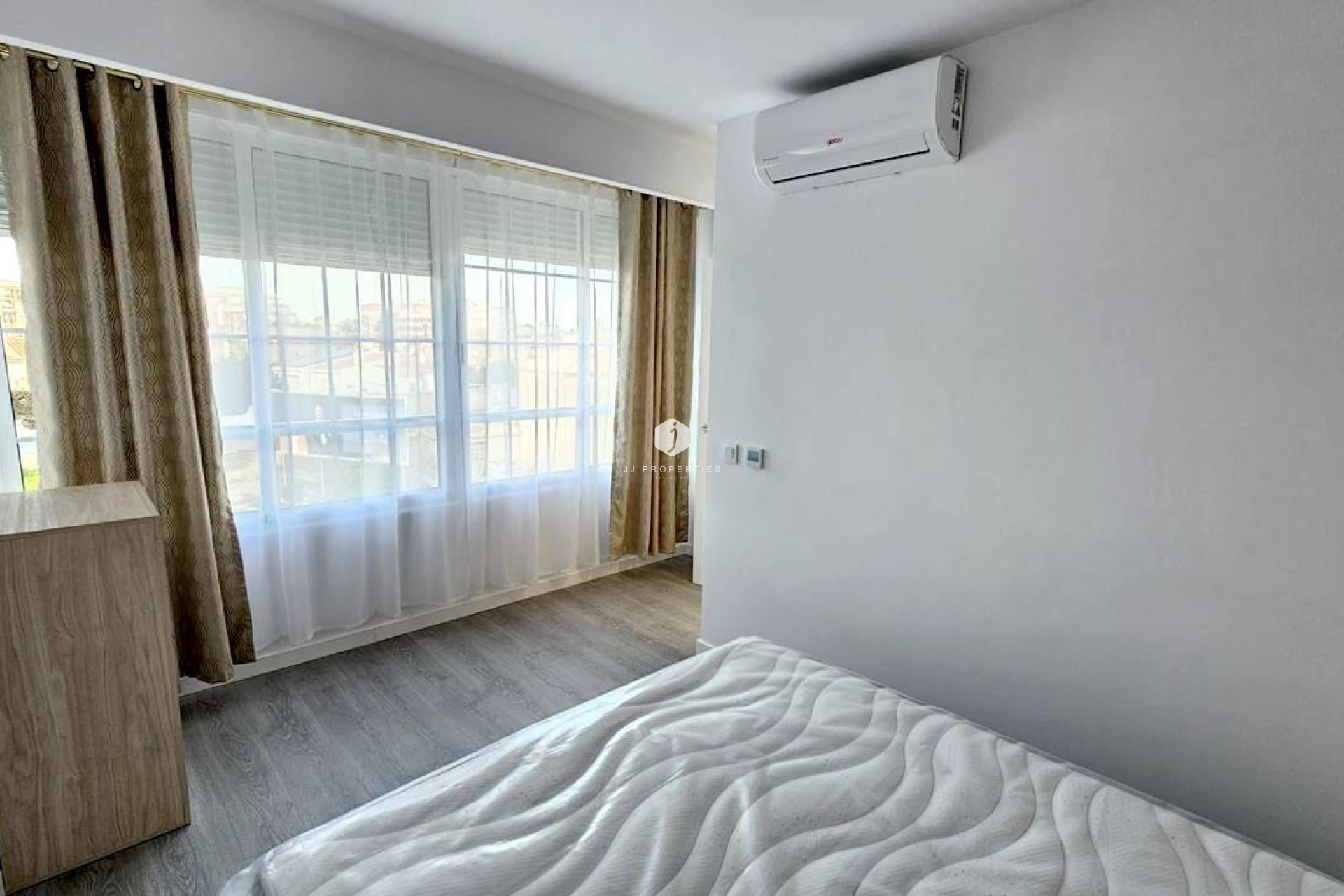 D'occasion - Appartement -
Torrevieja - Cabo cervera