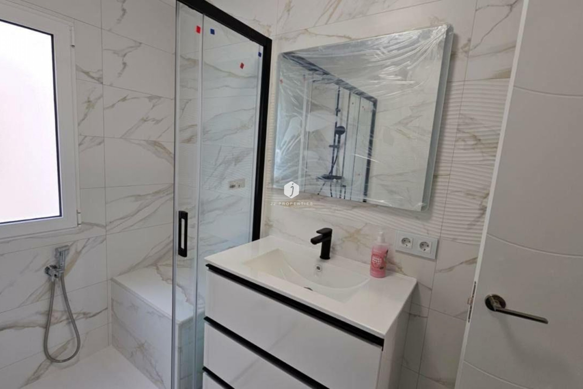 D'occasion - Appartement -
Torrevieja - Cabo cervera