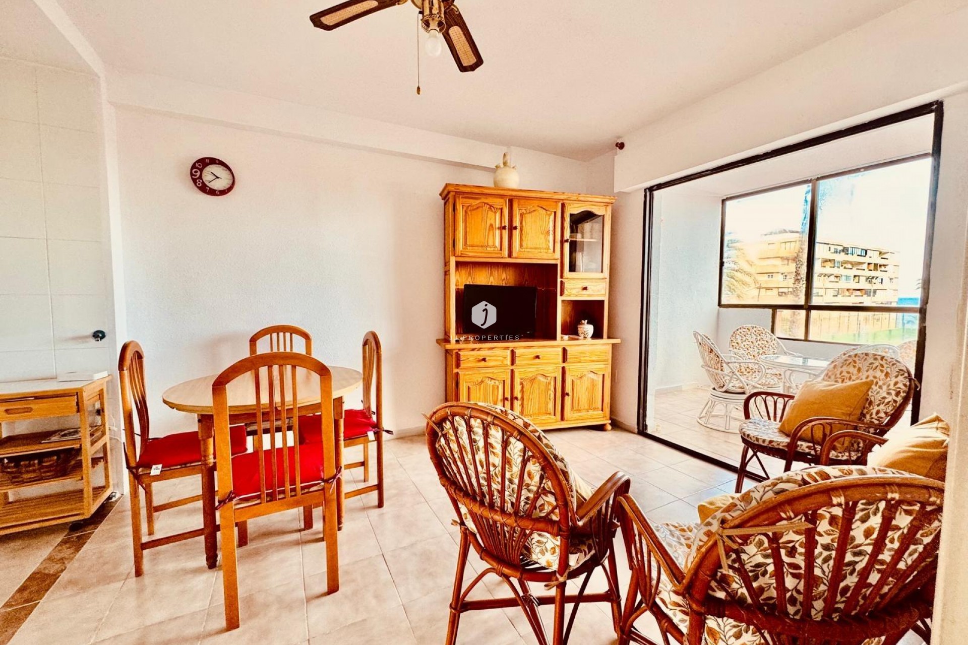 D'occasion - Appartement -
Torrevieja - Cabo cervera