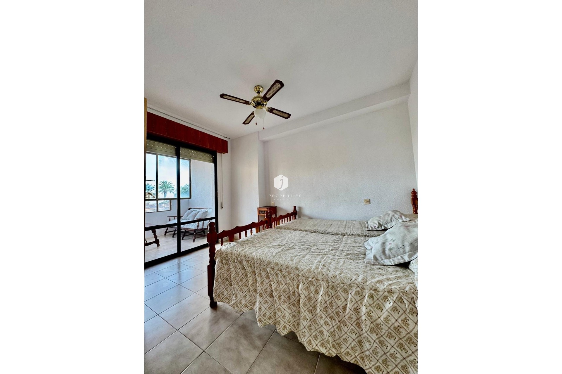 D'occasion - Appartement -
Torrevieja - Cabo cervera