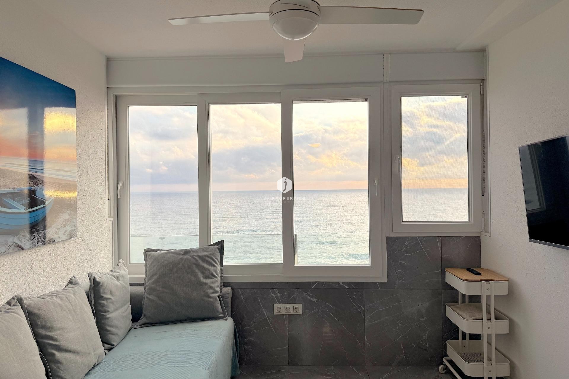 D'occasion - Appartement -
Torrevieja - Cabo cervera