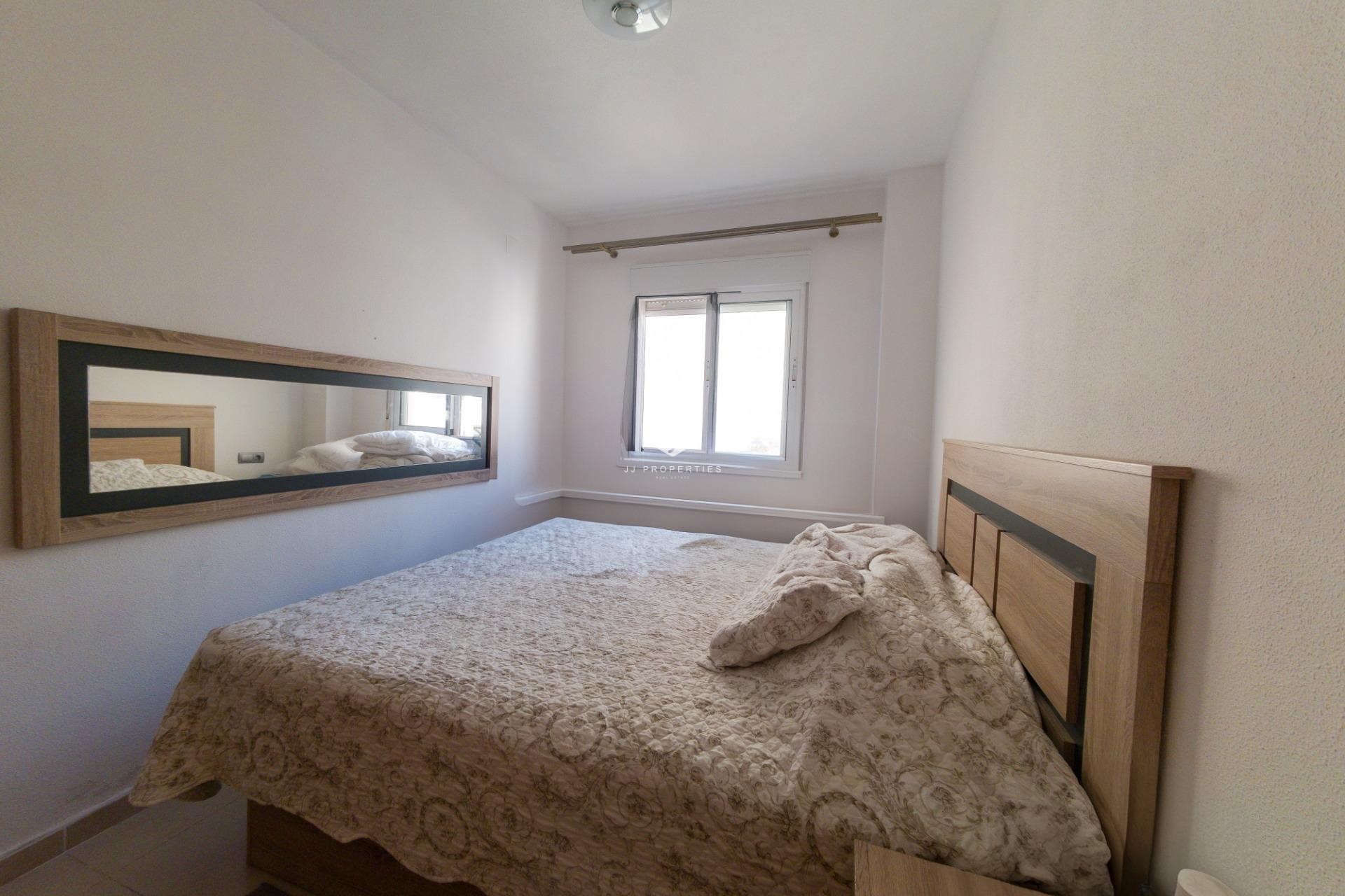D'occasion - Appartement -
Torrevieja - Cala Del Palangre