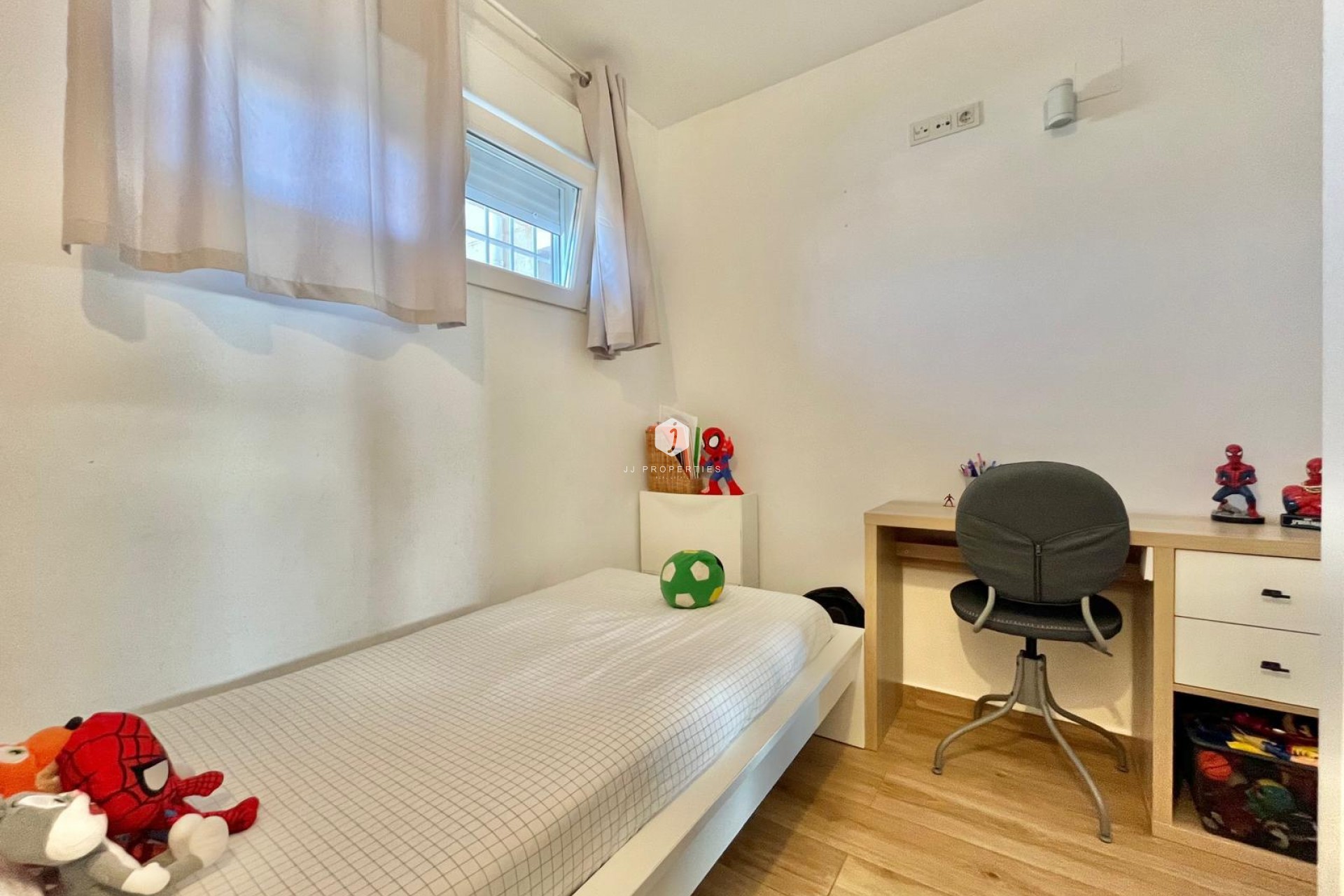 D'occasion - Appartement -
Torrevieja - Calas blanca