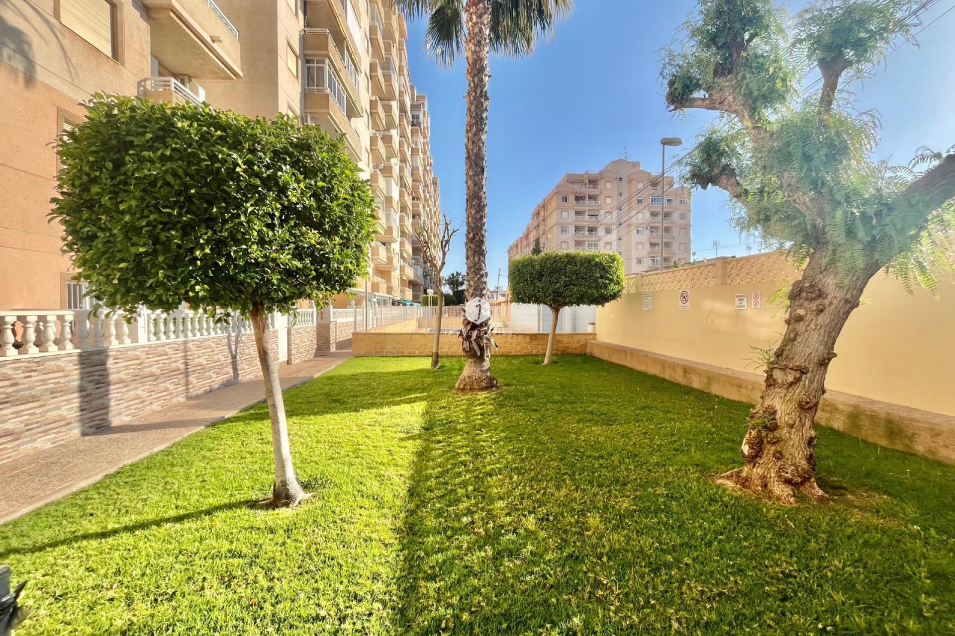 D'occasion - Appartement -
Torrevieja - Calas blanca