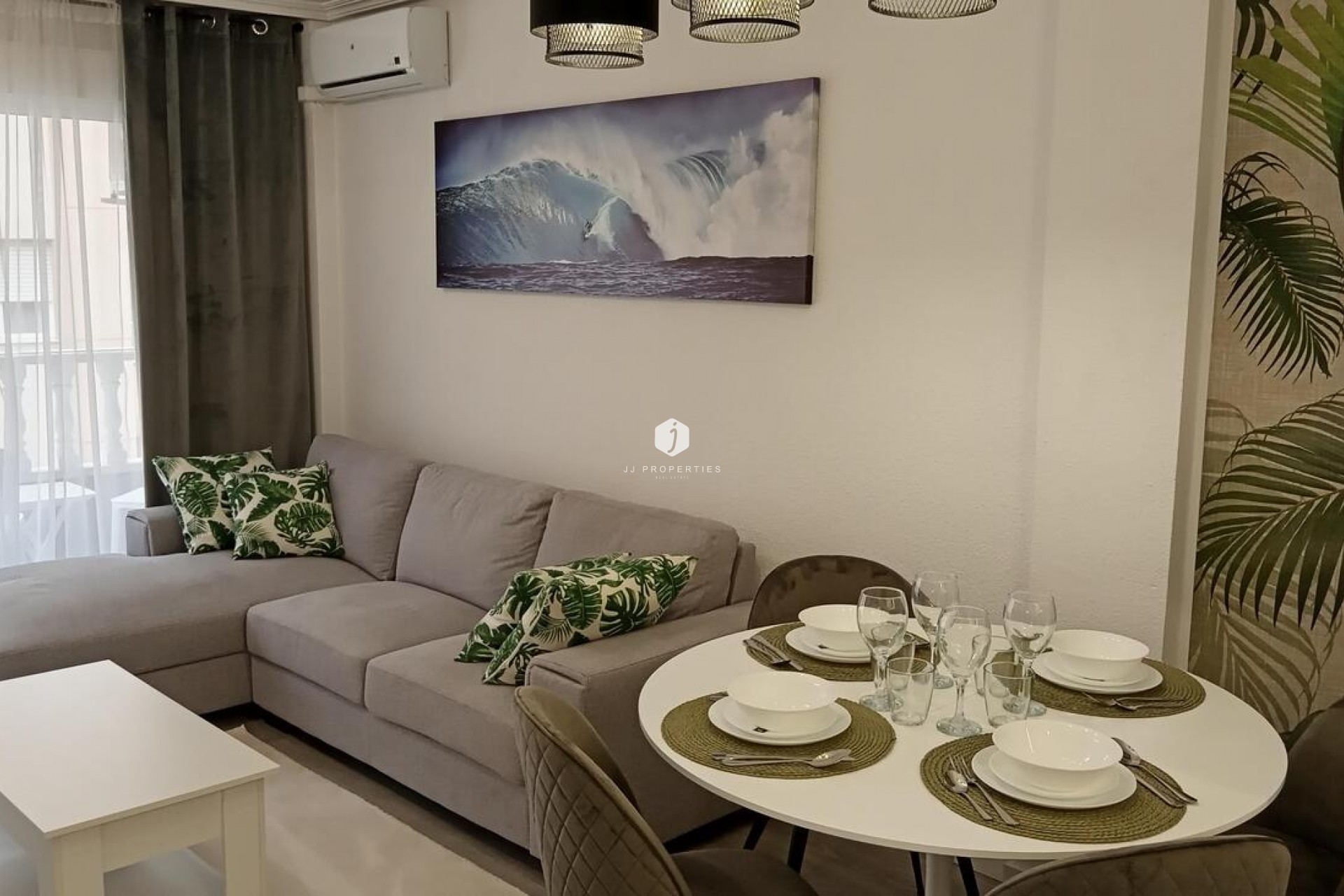 D'occasion - Appartement -
Torrevieja - CENTRE