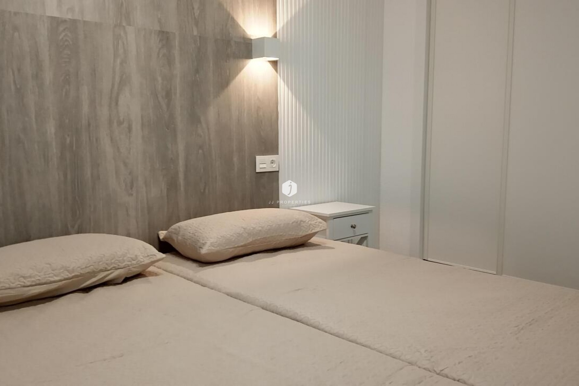 D'occasion - Appartement -
Torrevieja - CENTRE