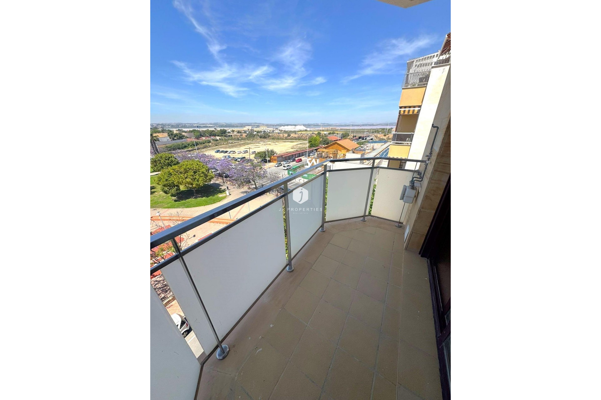 D'occasion - Appartement -
Torrevieja - Centro - Muelle Pesquero