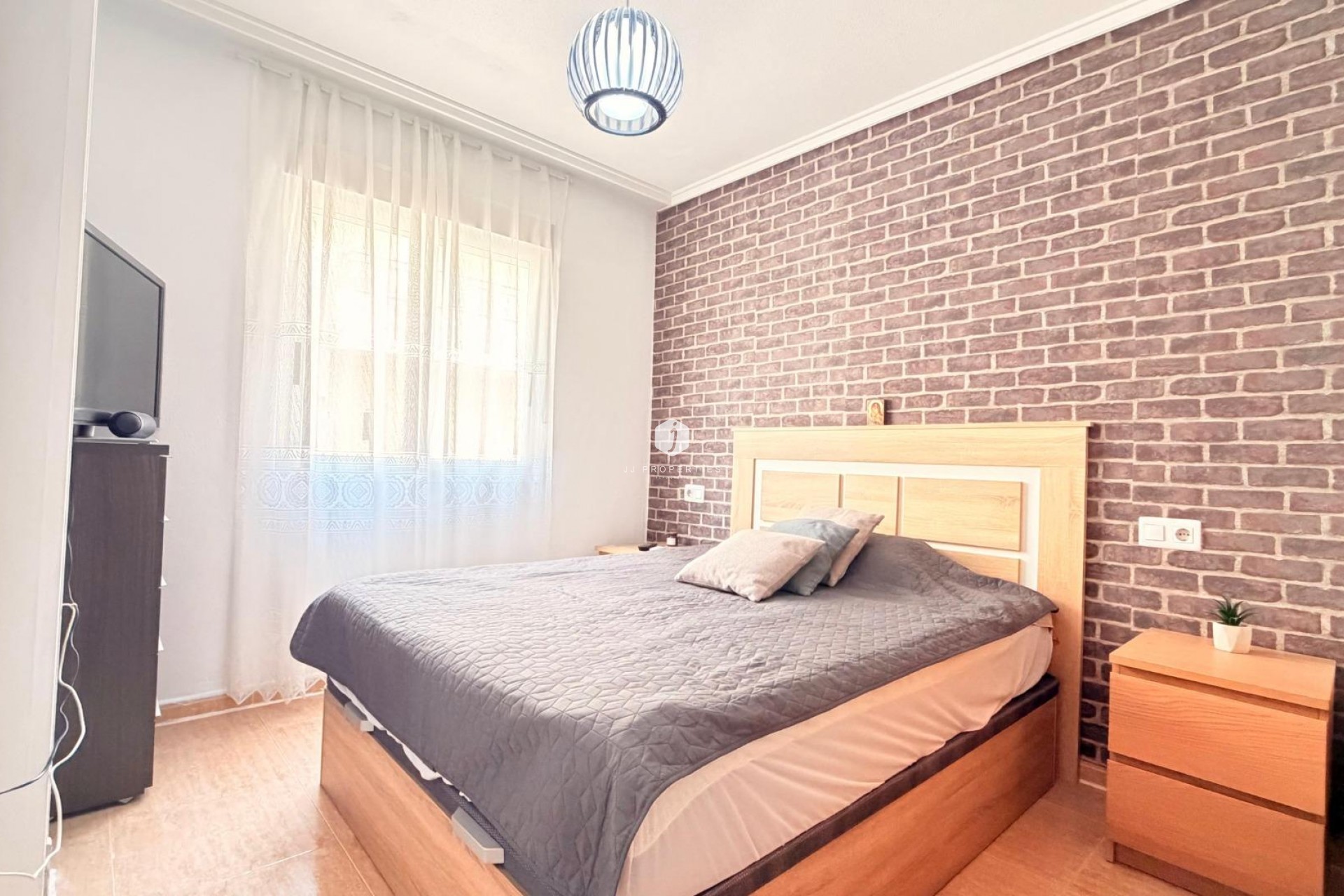 D'occasion - Appartement -
Torrevieja - Centro - Muelle Pesquero