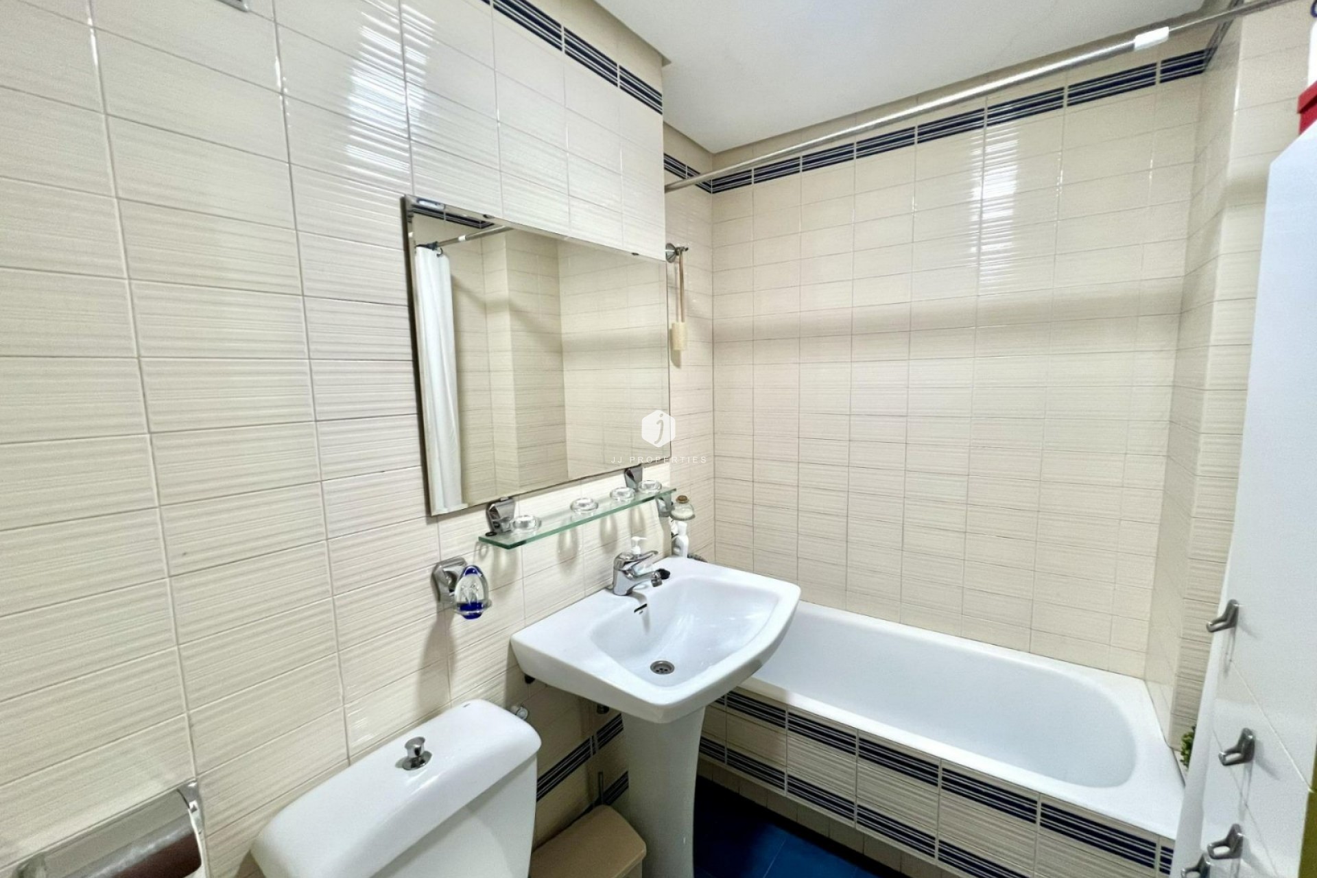 D'occasion - Appartement -
Torrevieja - Centro