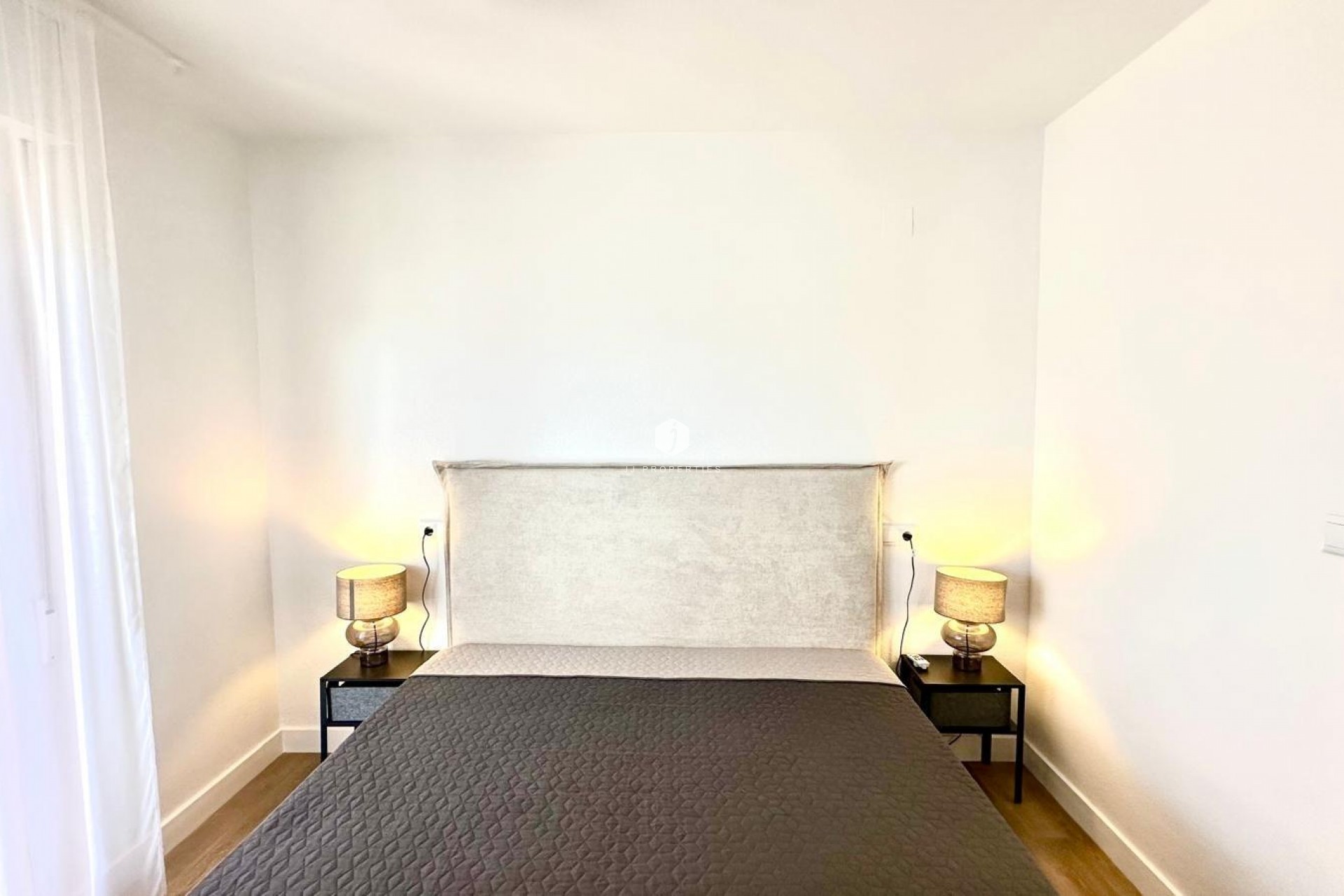 D'occasion - Appartement -
Torrevieja - Centro